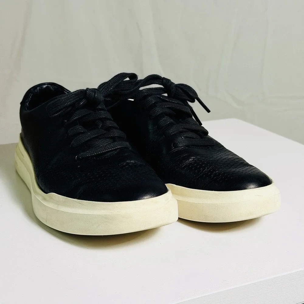 Cole Haan Men's Grand Crosscourt Perforated Shoes Size 7.5 Black Low Profile
